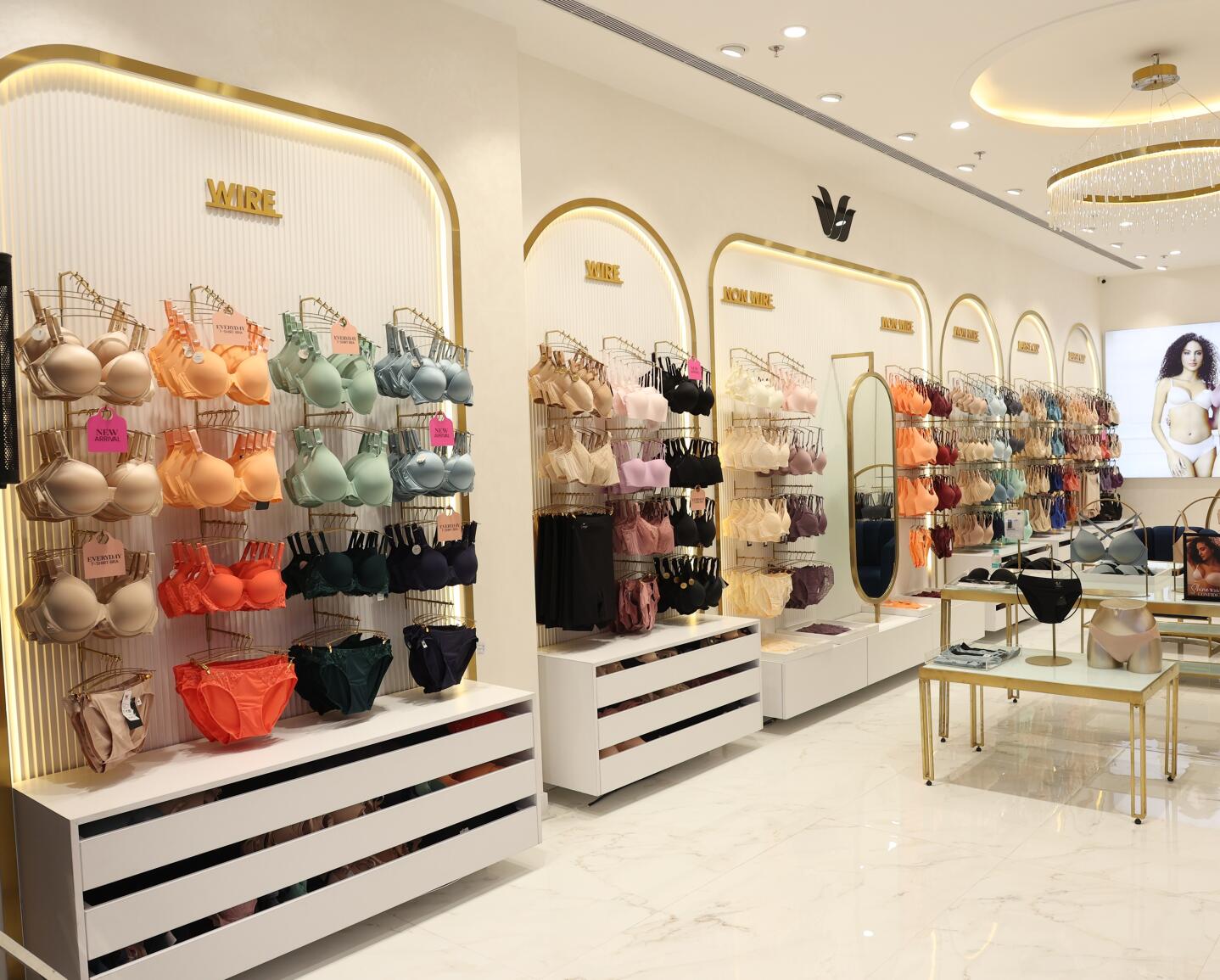 lingerie shop reatil fixtures