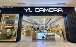 camera shop