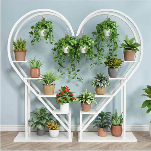 Heart shaped display stand