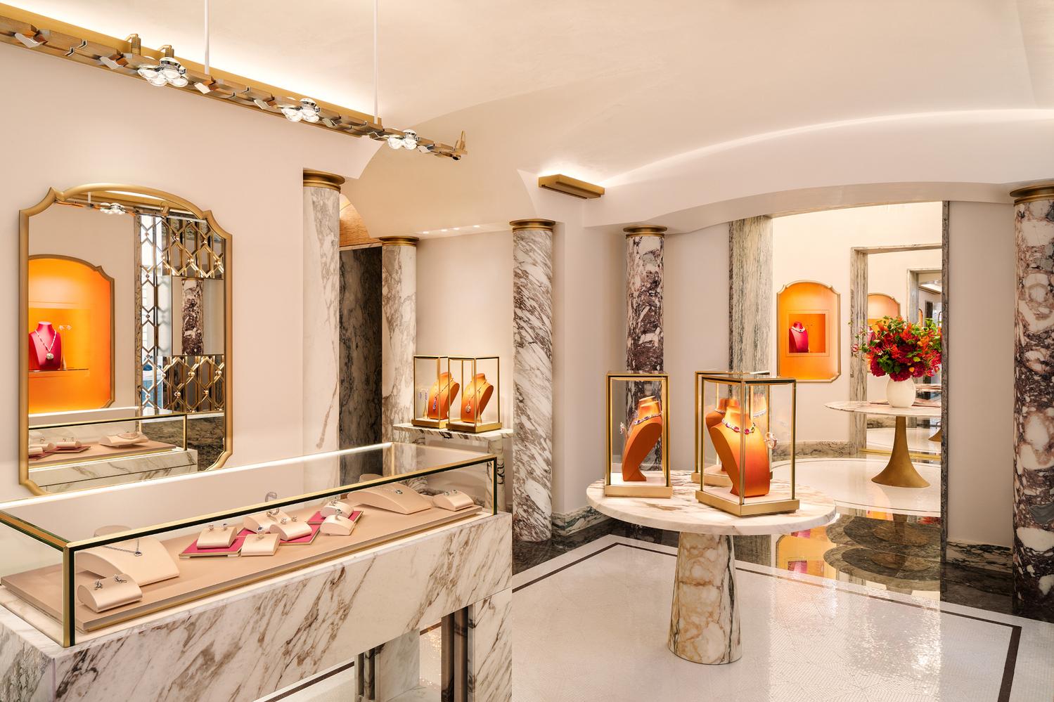 Warm toned jewelry store