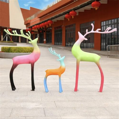 Simple streamlined fiberglass deer sculpture with macaron gradient colors, indoor‑outdoor universal artistic‑decor deer sculpture