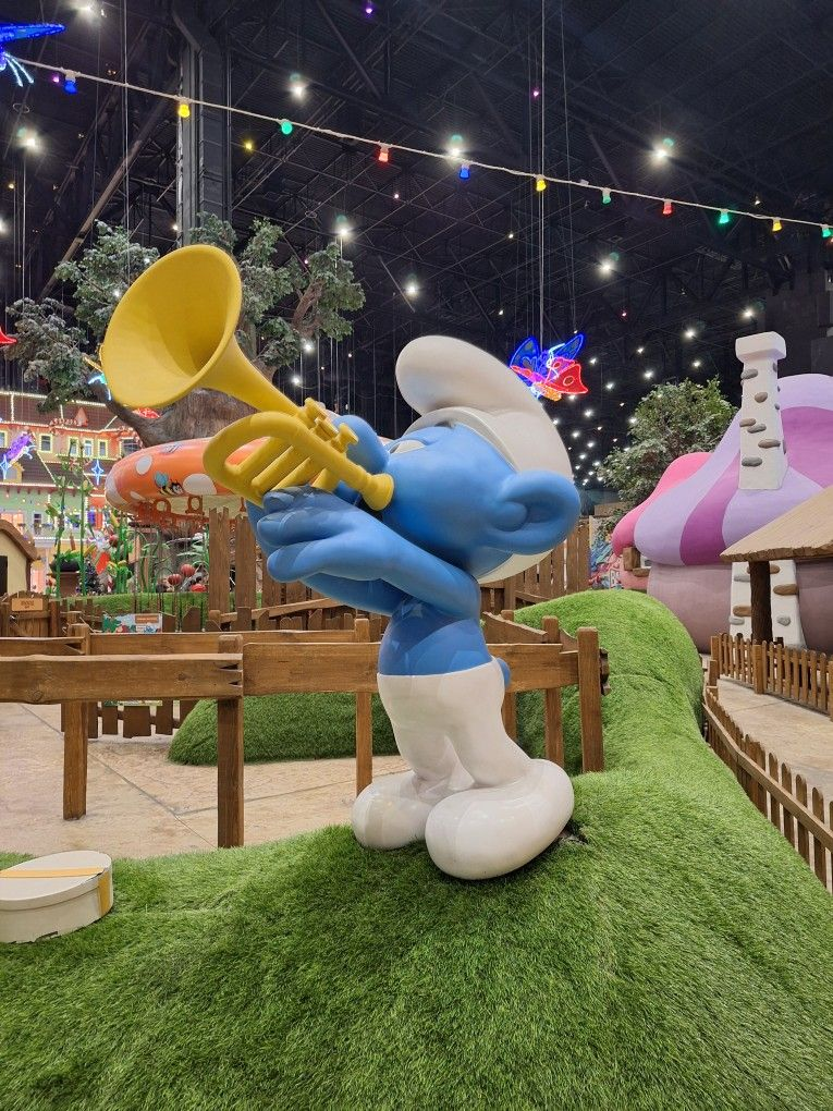 Smurf Statues