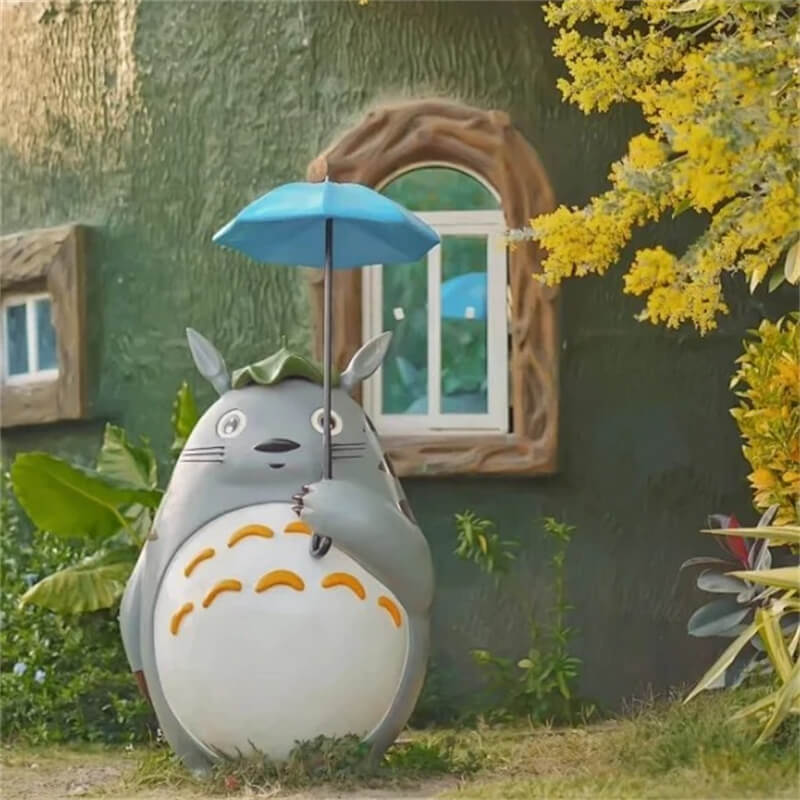 Single full‑body fiberglass Totoro sculpture with blue oil‑paper umbrella outdoor garden pastoral ornament