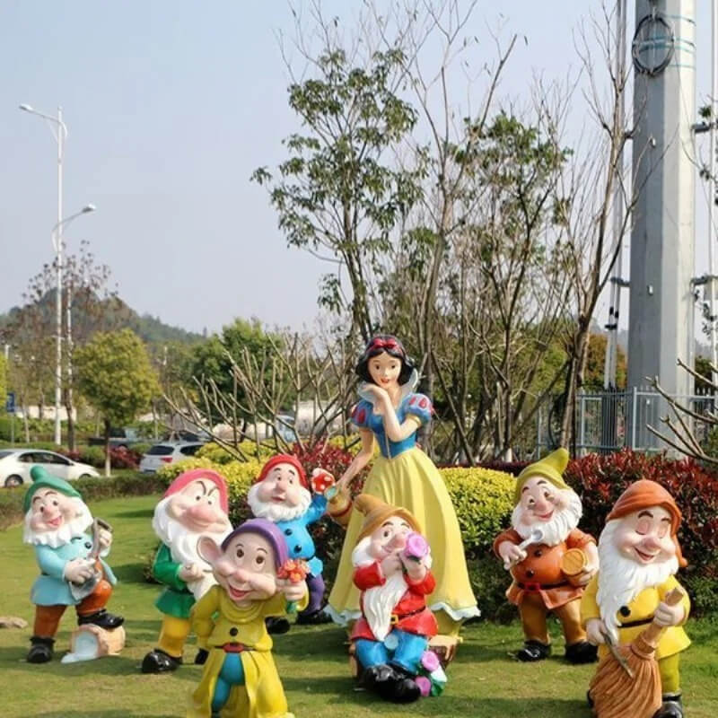 Full set Snow White Sculpture with seven fiberglass dwarfs, complete fairy tale landscape ornaments for outdoor lawns