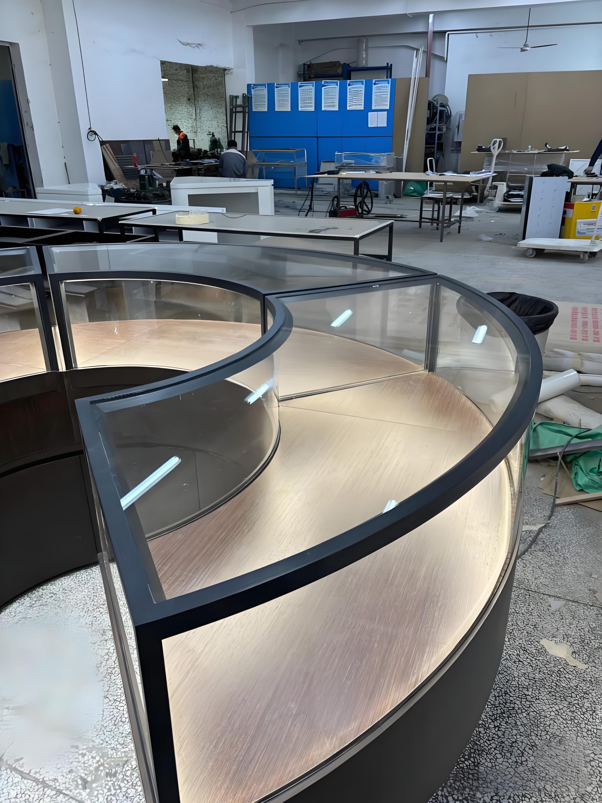 Curved Glass Display Counter Set | Arc-Shaped Showcase with Lighted Top and Wood Frame - Image 4