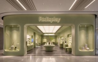 Rtdisplay perfume store front