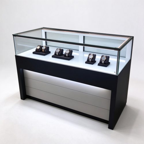 Black frame watch counter left 45, anti-reflective clear glass