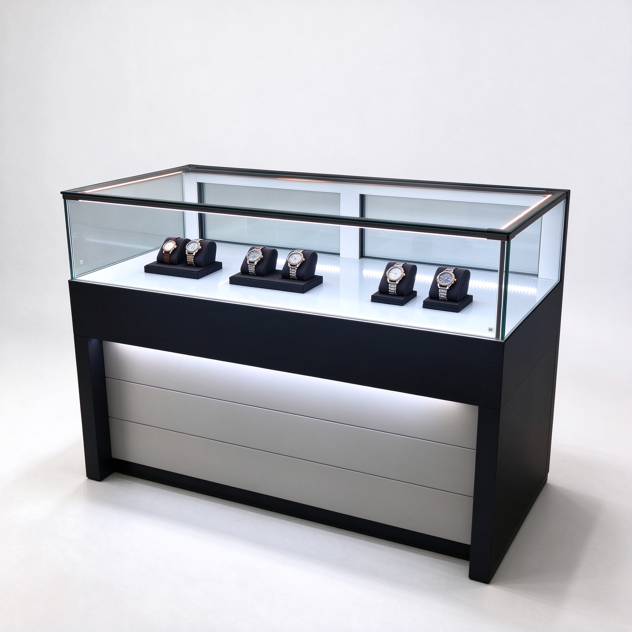 Black frame watch counter right 45, anti-reflective clear glass
